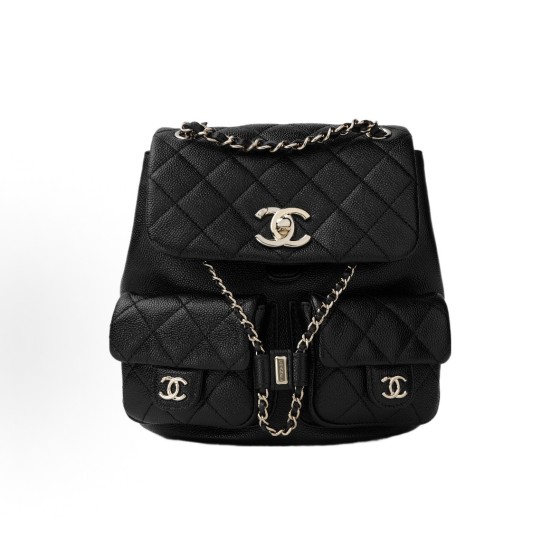 CHANEL⾹奈⼉ Duma 23P ⾦扣双C Logo  双肩包 ⿊⾊